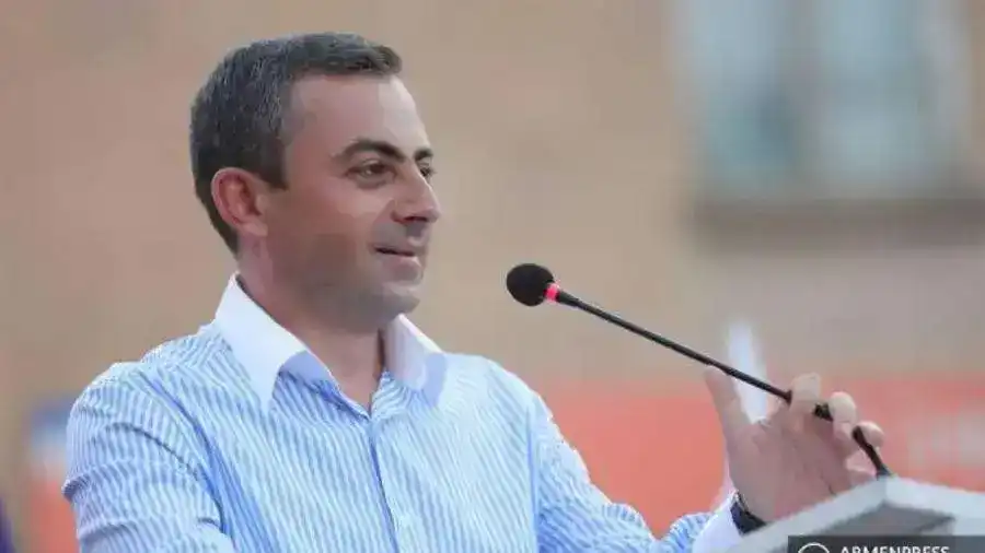 Ռազմակայանի դուրսբերումն արկածախնդրութիւն է. Սաղաթէլեան