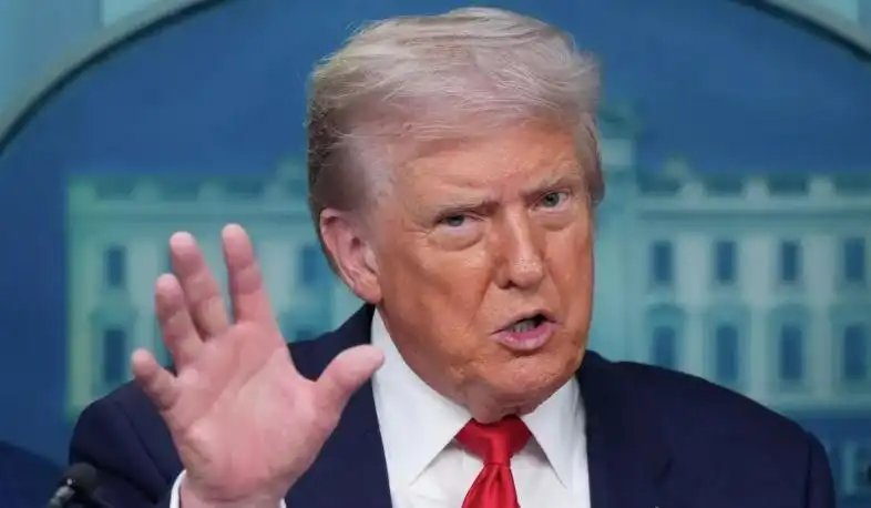 Թրամփ արգիլած է CNN-ի, MS NOW-ի եւ Politico-ի լրագրողներու մուտքը Սպիտակ տուն