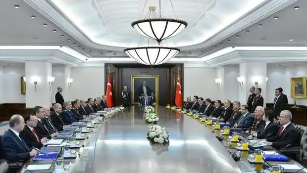Թուրքիոյ    կառավարութեան   մէջ   վեց նախարարներու փոփոխութիւն