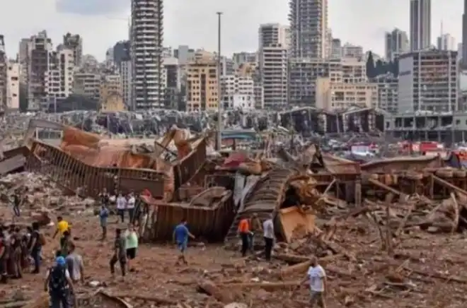 Պէյրութի նաւահանգիստի կարգ մը ամբարներուն մէջ դիւրաբորբ նիւթեր գտնուած են. Պատասխանատու