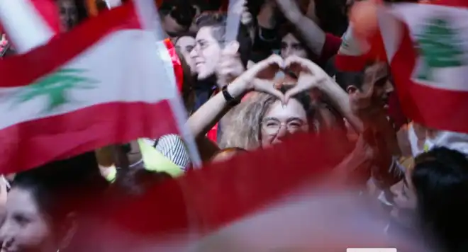 Լիբանան.   Ցոյցերու    11-րդ  օր.  Բողոքի հաւաքներ եւ  «Մարդկային  շղթայի»  օր