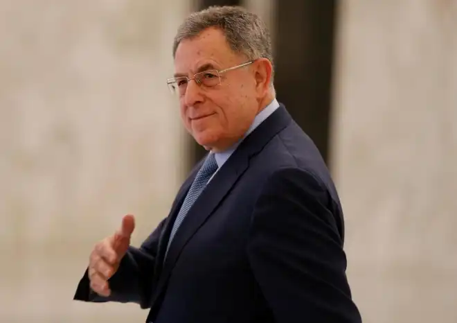 Լիբանանի  նախկին վարչապետ Ֆուատ Սինիորա     այսօր   հարցաքննուեցաւ