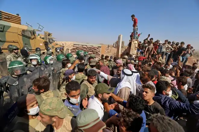 Թուրքիա կը շարունակէ  գրոհել Իրաքի  մէջ գտնուող   փախստականներու   ճամբարները