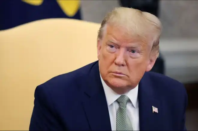 Թրամբ  արտակարգ դրութիւն յայտարարեց