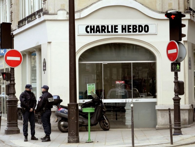 Փարիզի մէջ յարձակած են «Charlie Hebdo» թերթի նախկին խմբագրատան շէնքին ուղղութեամբ