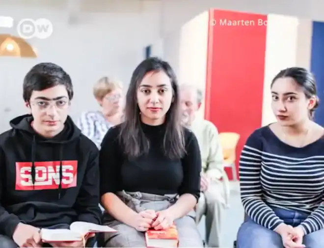 Հոլանտան սպառնացած է  արտաքսել  հայ ընտանիքը