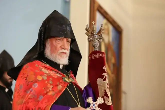 «Պահանջատիրութիւնը մեր ժողովուրդին համար լոզունգ չէ, այլ ամենօրեայ տագնապ, ապրում ու ձգտում է» Ն.Ս.Օ.Տ.Տ. Արամ Ա. Կաթողիկոս