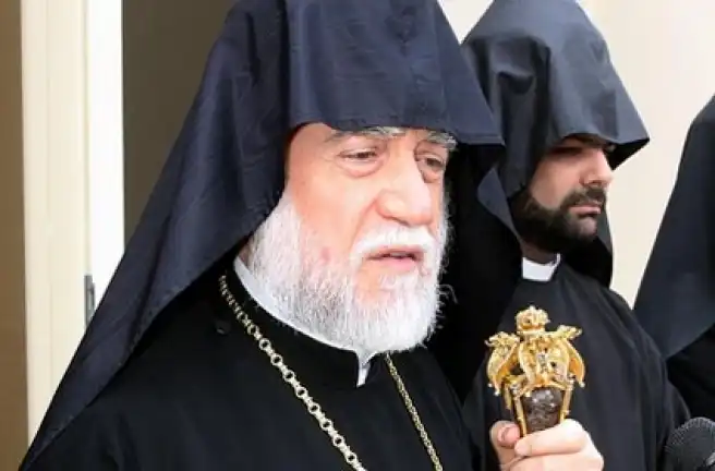 Ն.Ս.Օ.Տ.Տ.  Արամ  Ա. Վեհափառի 2016    Տարուան Առաջին Պատգամը