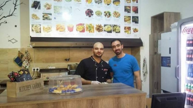 Սուրիահայ Հաճեան եղբայրները իրենց սեփական ճաշարանը բացած են Rossia Mall-ի մէջ (Լուսանկարներ)