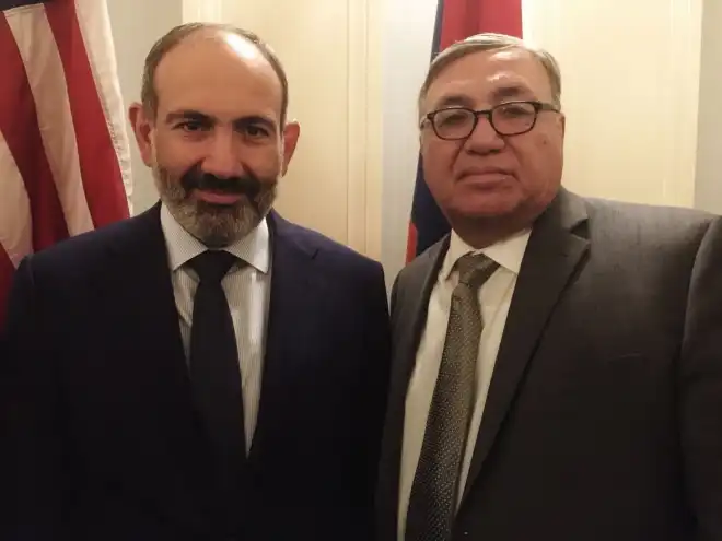 Այս փուլին նպատակայարմար չէ, որ Փաշինեան եւ  Թրամբ  հանդիպին. Ամերիկահայ գործիչ