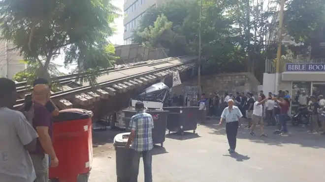 Պէյրութի պատմական «Երկաթէ կամուրջ»ը փուլ եկաւ(Տեսանիւթ,Լուսանկարներ)