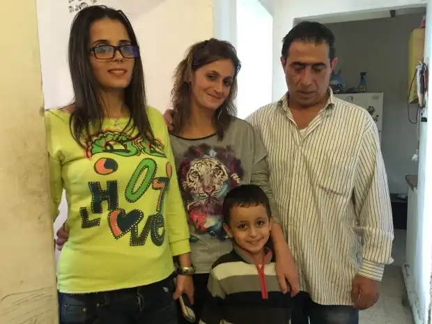 Ինչպես է ընդունում Կանադան՝ սիրիահայ Գյուլեսարյաններին. տեսանյութ