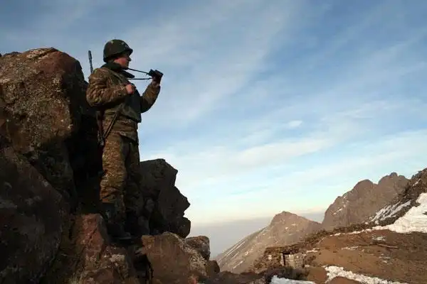 Ազրպէյճան կը  շարունակէ  հրթիռարձակել սահմանային հատուածը