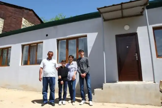 «Մեծ թաղեր» գիւղին մէջ վիրաւոր զինուորին նոր տուն. «Թուֆէնկեան» հիմնադրամի նոր նախաձեռնութիւնը