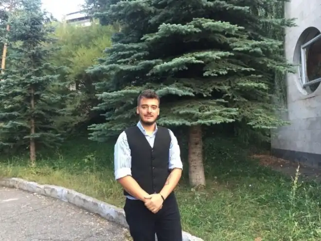 «Մենք՝ հայերս մէկ միասնութիւն ենք». Յարութիւն Պոշկէզէնեան