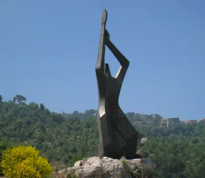 «Արեւելեան Կողմն Աշխարհի ...»  6  Տարի առաջ  «Արեւելք»ի առաջին Խմբագրականը