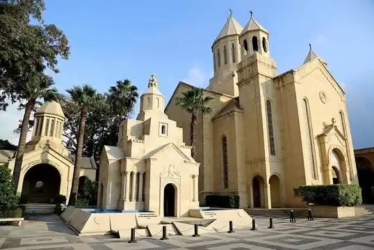 Անթիլիասի  մէջ  ձեռնադրութիւն. Եպիսկոպոս  պիտի  օծուին      չորս միաբաններ