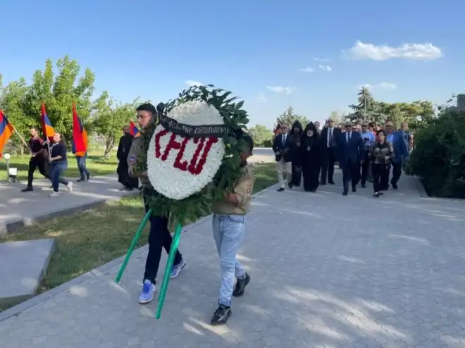 ՀԲԸՄ-ի մեծ ընտանիքը յարգեց Արցախեան պատերազմին նահատակուածներուն յիշատակը (Լուսանկարներ) (Տեսանիւթ)