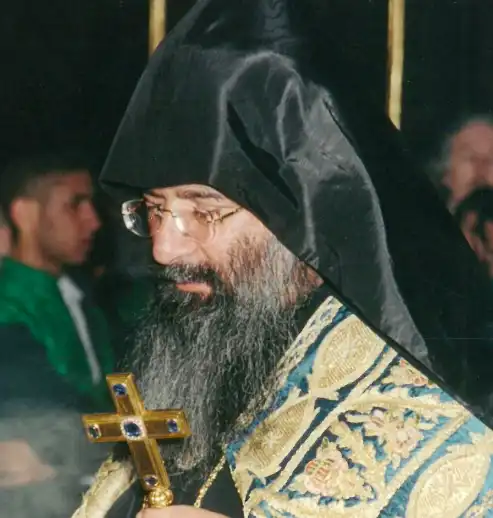 «Այս հակիրճ գրութիւնն ալ, ընդունեցէք, որպէս  կարճ աղօթք ձեր հրաժեշտի այս տխուր պահուն» Արա  Գոչունեանի  խօսքը