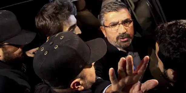 Տիարպէքիրի Մէջ Այսօր Սպաննուած Քիւրտ Իրաւապաշտպանը Խօսած էր Իրեն Ուղղուած  Սպառնալիքներուն Մասին    (Տեսանիւթ)