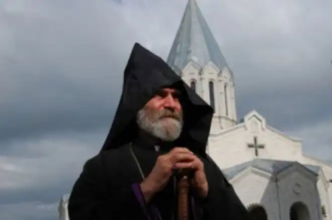Ձեր ոգին ամրացուցէք եւ հզօրացուցէք անկոտրուն ուժով եւ միասնակամութեամբ․ Արցախի թեմի առաջնորդ