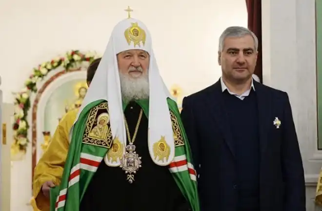 Համայն Ռուսաց Պատրիարքը  Պարգեւատրեց Սամուէլ  Կարապետեանը