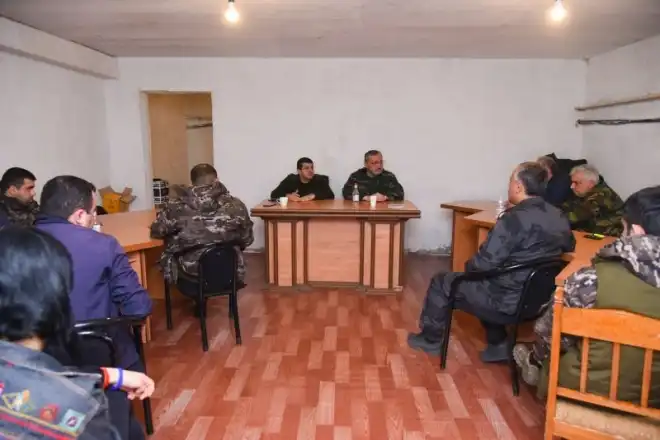 ԱՀ նախագահը Արցախի ԱԺ խմբակցութիւններուն հետ քննարկած է ստեղծուած իրավիճակը