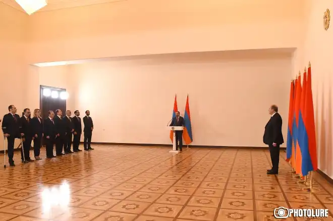Վարչապետն ու նախարարերը երդում տուին