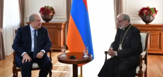 Նախագահ Արմէն Սարգսեանը հիւրընկալած է Գերապայծառ Տէր Լեւոն Արք. Զէքիյեանը