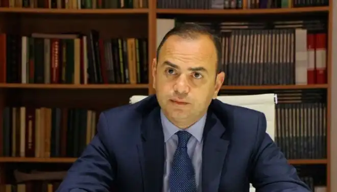 Սինանեան պիտի մեկնի Պէյրութ