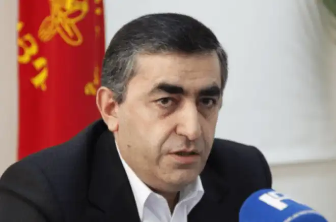 Դաշնակցութիւնը ունի իր աւանդոյթը. Ռուստամեանը մեկնաբանեց Աղուան Վարդանեանի քայլը