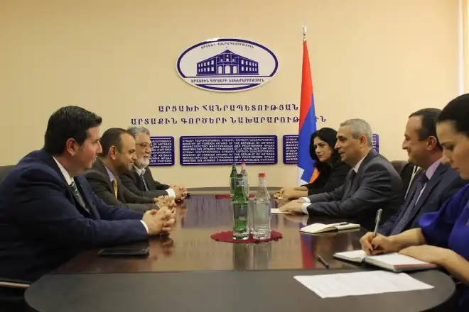 Արցախի ԱԳՆ ղեկավարն ընդունել է Կալիֆորնիայի պատվիրակությանը