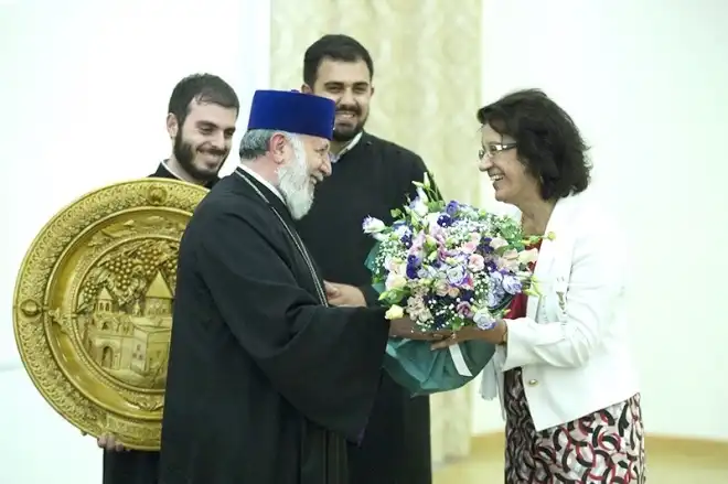 Հանդիսություն` նվիրված Լիբանանի «Սուրբ Էջմիածնի կրոնասեր տիկնանց համախմբմանը»