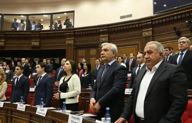 «Արտահերթ ընտրութիւններու կարիք չկայ».«Իմ քայլը»  յայտարարութիւն տարածած է