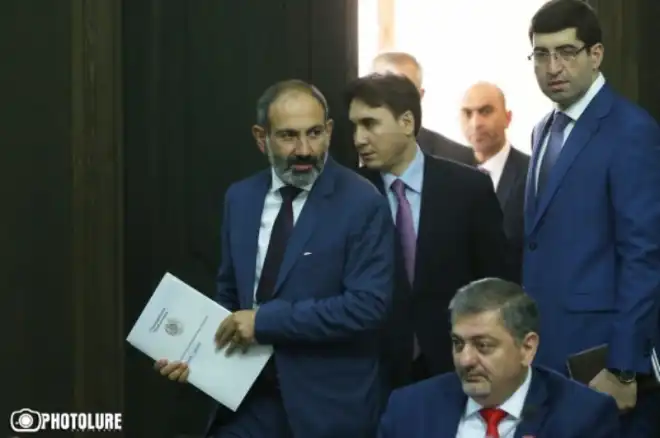 ՀՀ վարչապետ Նիկոլ Փաշինեանի ղեկավարութեամբ կայացաւ ՀՀ կառավարութեան անդրանիկ նիստը