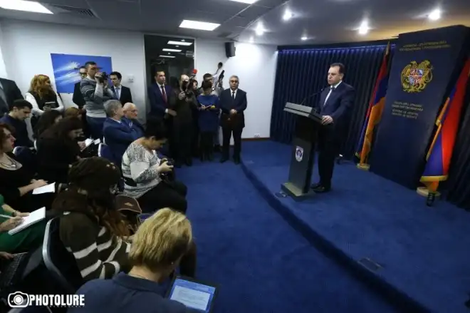 200 միլիոն տոլարի սպառազինութեան մէկ մասը արդէն Հայաստան է. նախարար