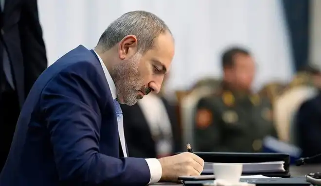 Վարչապետի հրամանով բուժաշխատողներու պարգեւատրում