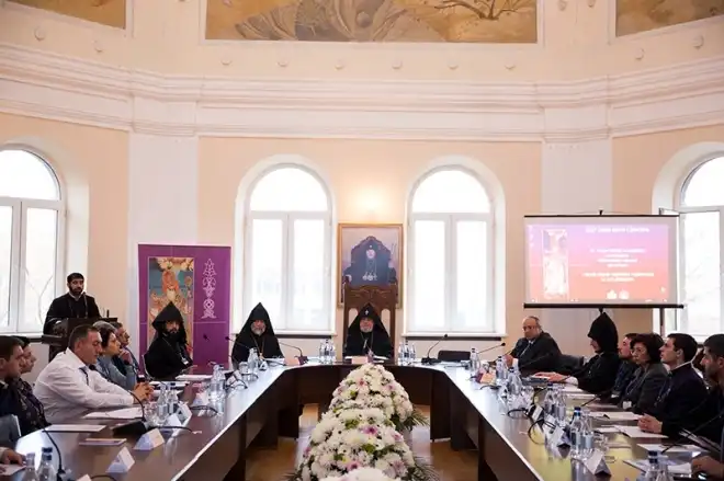 Մայր Աթոռում սկսվեց  «Հովհան Օձնեցի Իմաստասեր կաթողիկոսը և նրա ժամանակը»  գիտաժողովը