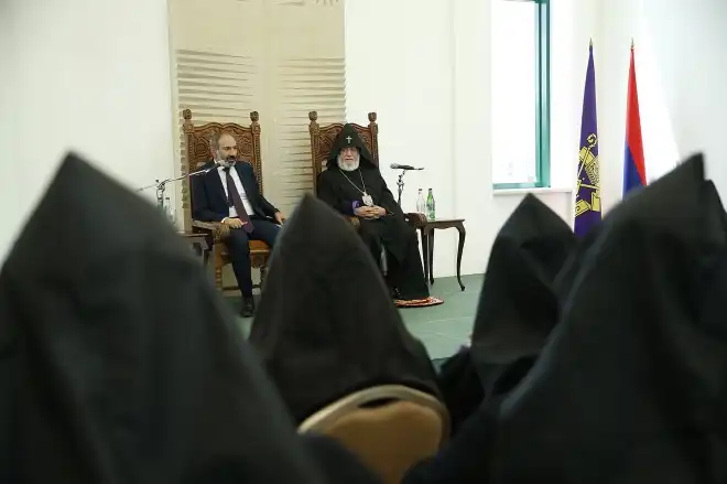 Հայաստանի եպիսկոպոսները կորոնավիրուսի առթիվ հայտարարություն են արել