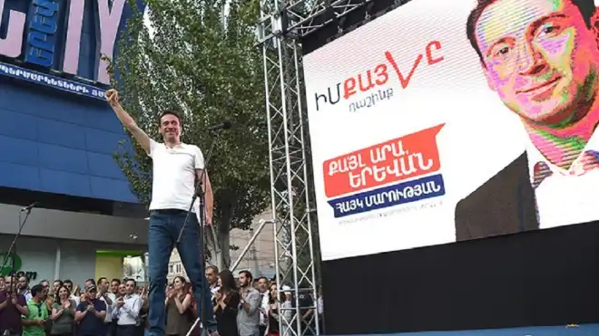Հայկ Մարութեանը առաջատար է