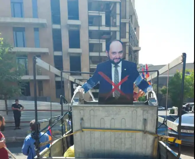 «ԿԱՄՔ»ը վճռական է. Արայիկ Յարութիւնեանը պէտք է հեռանայ