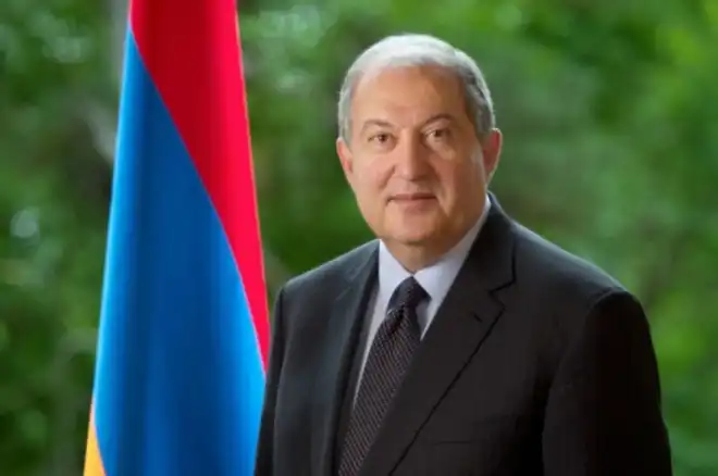 Արմէն Սարգսեանը  ընդունած է Կառավարութեան հրաժարականը