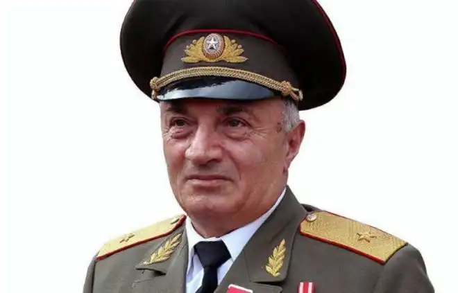 Արկադի Տէր Թադեւոսեանին՝ Ազգային հերոսի կոչում