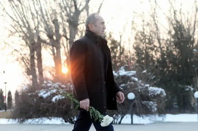 Ռոպէրթ  Քոչարեան այցելած է Եռաբլուր