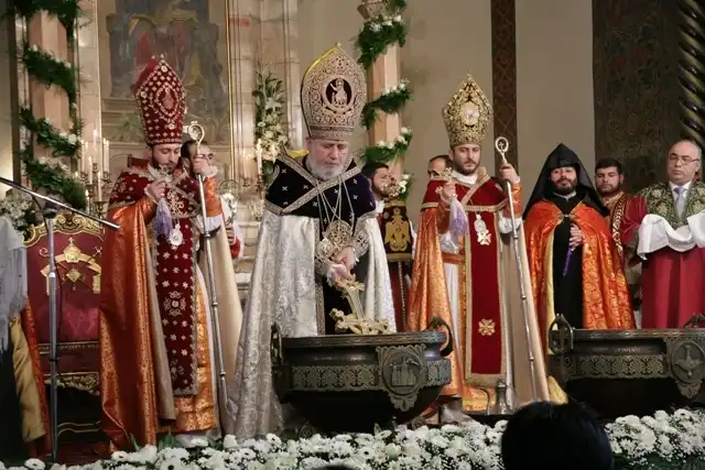 Սուրբ Ծննդյան և Աստվածահայտնության Ս.Պատարագի միջազգային հեռարձակման ժամանակացույց