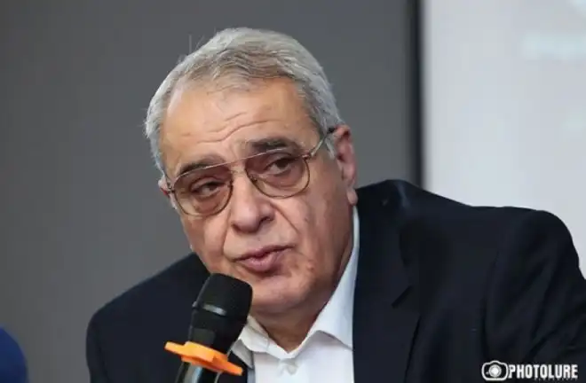 Թշնամին «Սեւ Լիճ»ի շրջան ռազմական ծանր մեքենաներ բերած է