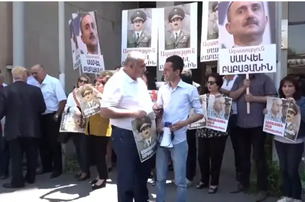 Բողոքի  ցոյց  Երեւանի  մէջ. Կը պահանջեն Սամուէլ Բաբայեանի ազատ արձակումը