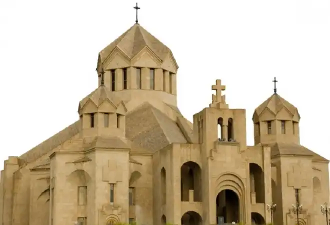 Մայրաքաղաք Երեւանի   եկեղեցիները  ղօղանջեցին ի յիշատակ Ազնաւուրի