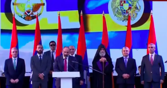 Փաշինեան  Ստեփանակերտի  մէջ ներկայացուց մինչեւ  2050 թուական ռազմավարական նպատակները