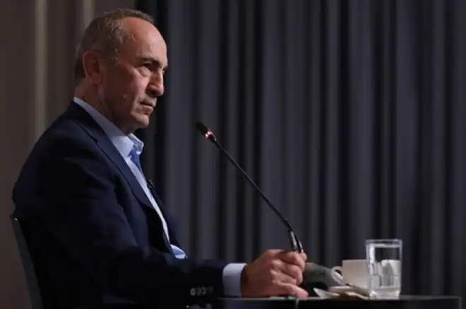 Թուրքիոյ հետ սահմանի բացումը մեծ հարուած Հայաստանի համար. Ռոպերթ Քոչարեան